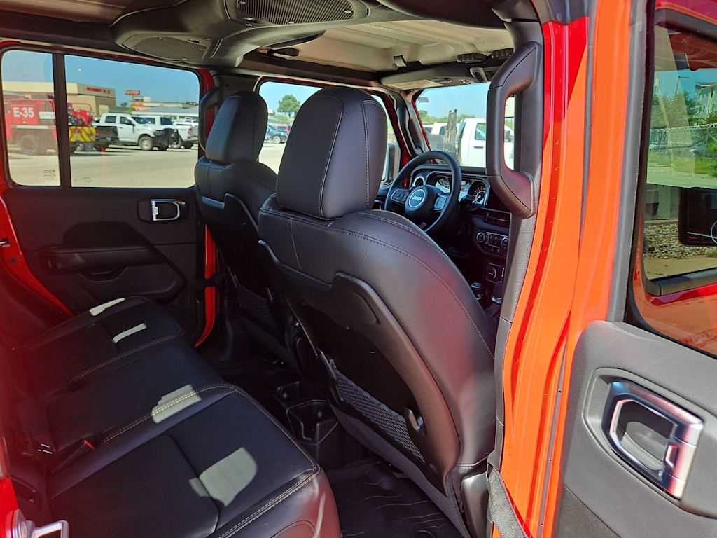 Thumbnail: 2025 Jeep Gladiator - 26