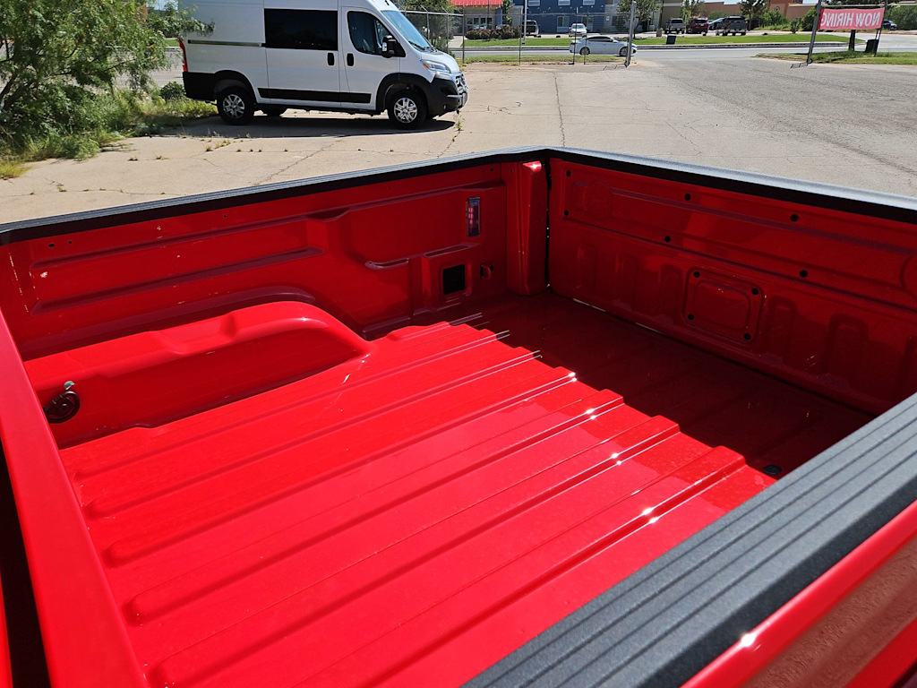 Thumbnail: 2025 Jeep Gladiator - 28