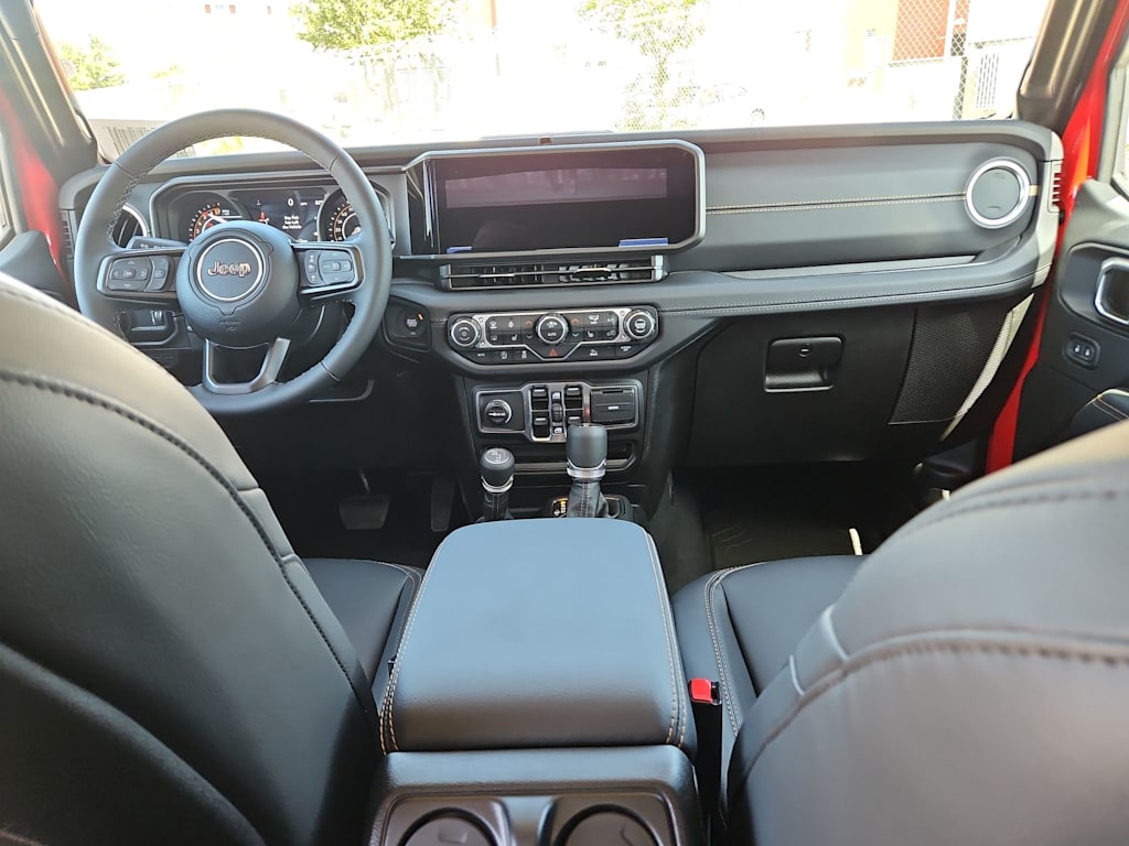 Thumbnail: 2025 Jeep Gladiator - 8