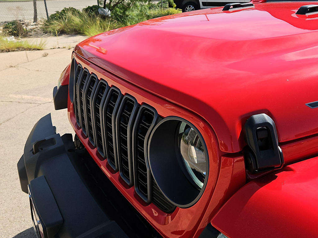 Thumbnail: 2025 Jeep Gladiator - 25