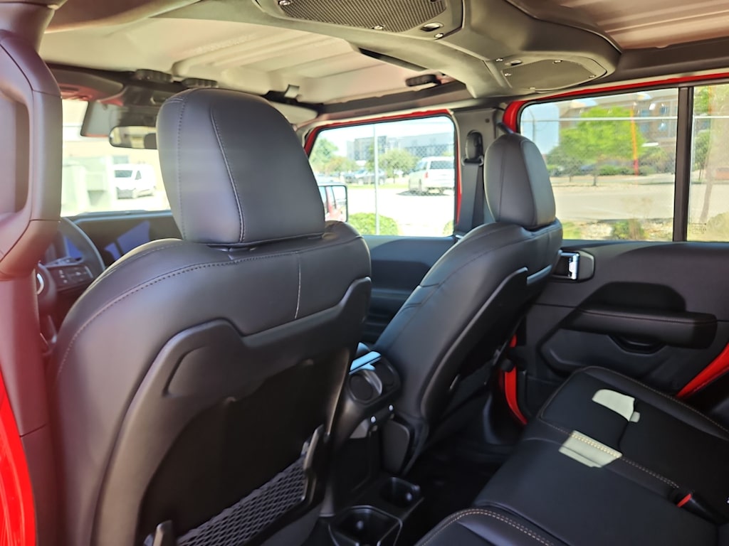 Thumbnail: 2025 Jeep Gladiator - 11