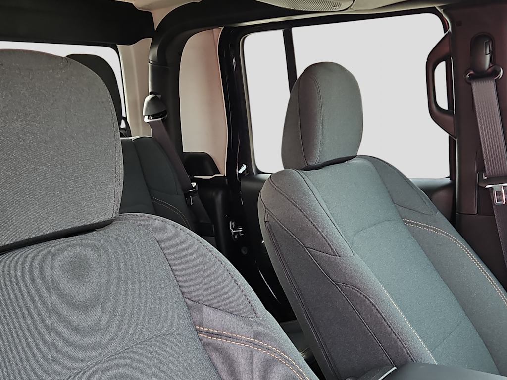 Thumbnail: 2025 Jeep Gladiator - 10