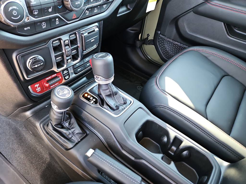 Thumbnail: 2026 Jeep Gladiator - 13