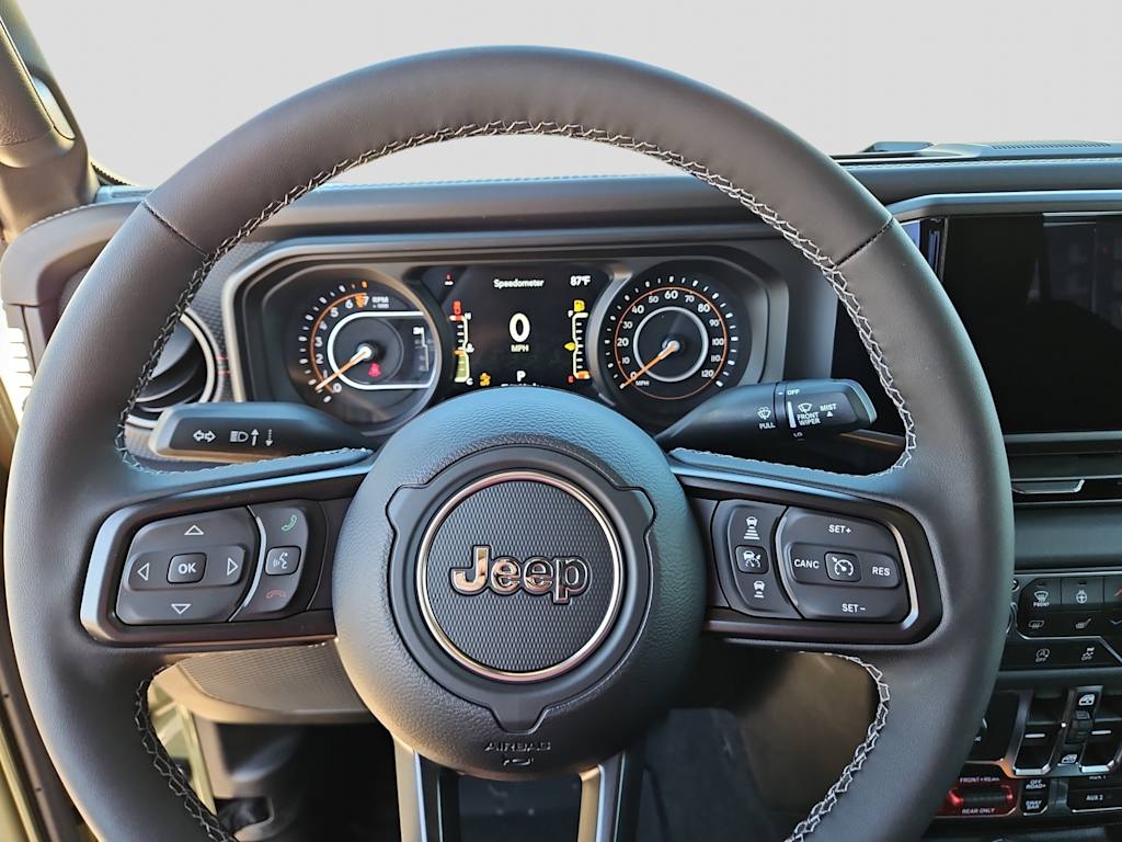 Thumbnail: 2026 Jeep Gladiator - 12