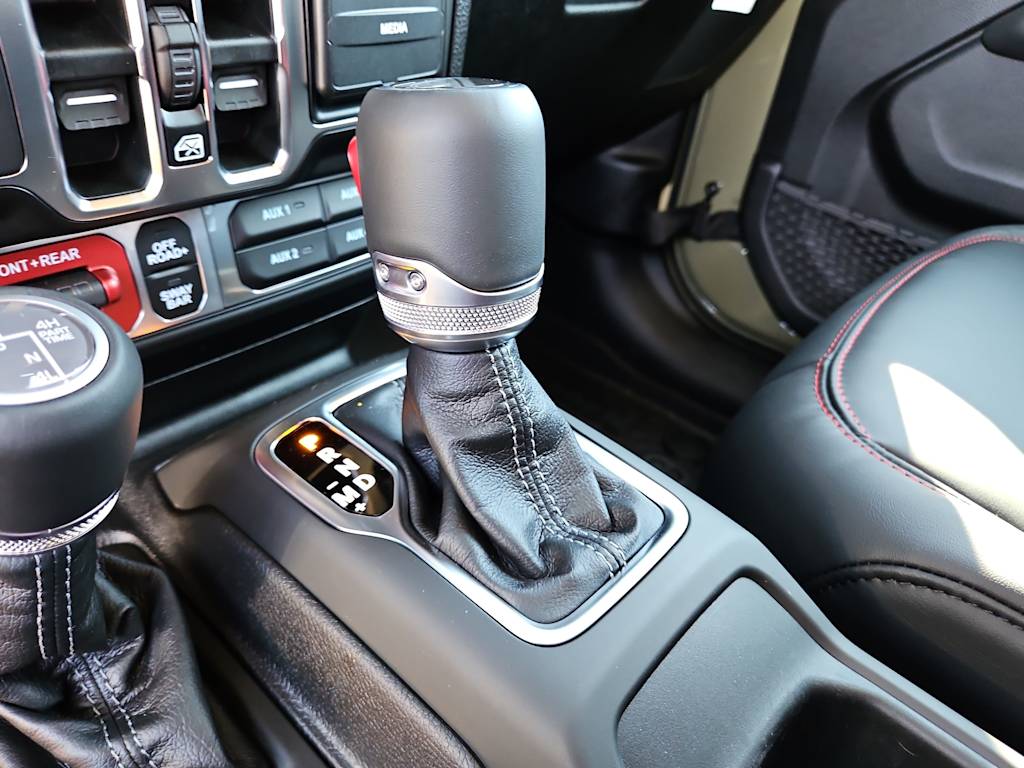 Thumbnail: 2026 Jeep Gladiator - 24