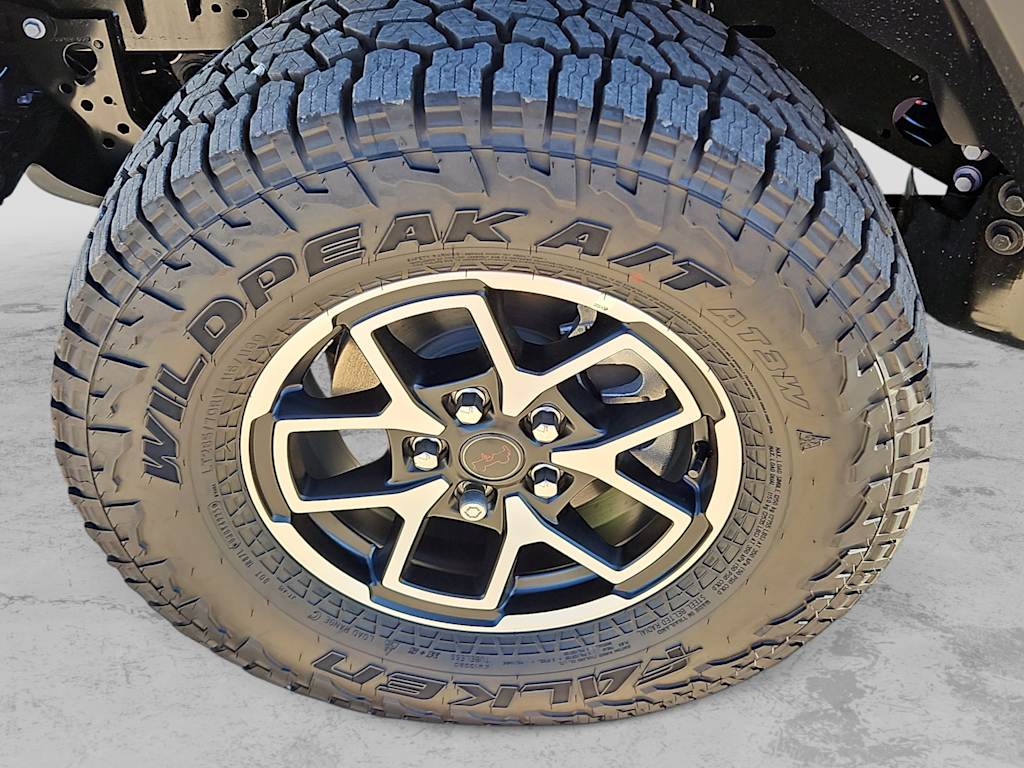 Thumbnail: 2026 Jeep Gladiator - 8