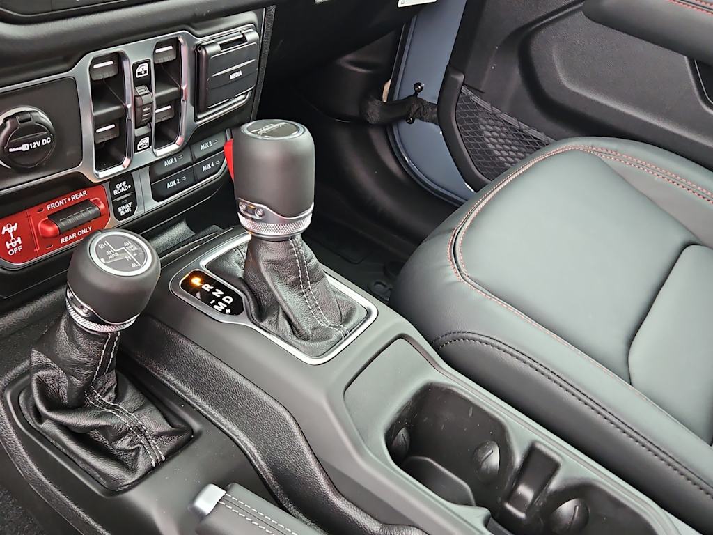 Thumbnail: 2026 Jeep Gladiator - 13