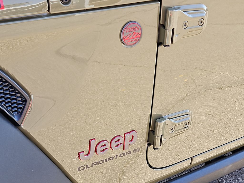 Thumbnail: 2025 Jeep Gladiator - 7