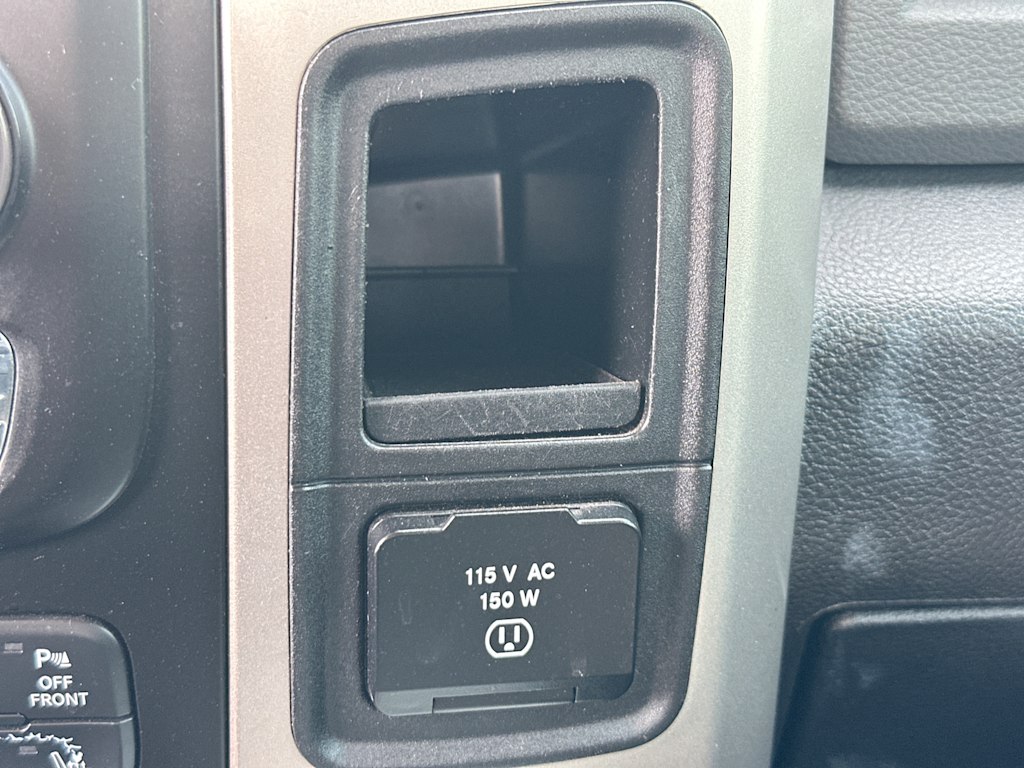Thumbnail: 2019 RAM 1500 - 13
