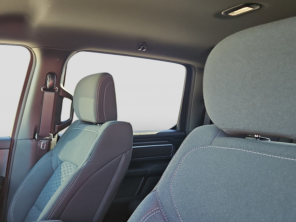 Thumbnail: 2026 RAM 1500 - 9