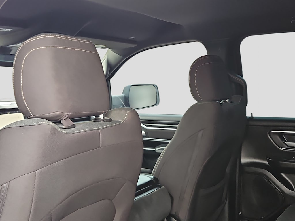 Thumbnail: 2025 RAM 1500 - 10