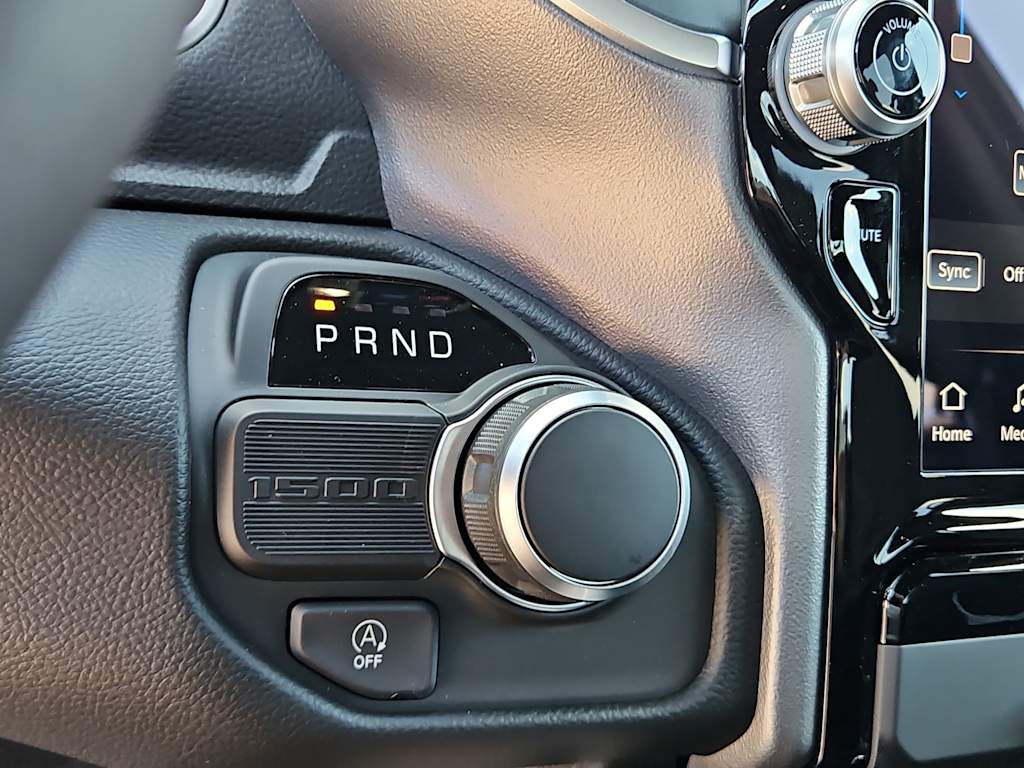 Thumbnail: 2026 RAM 1500 - 22