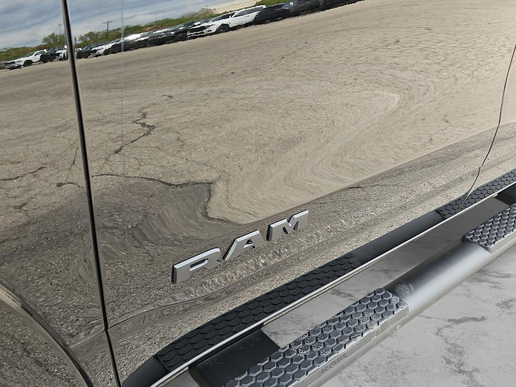 Thumbnail: 2026 RAM 1500 - 7