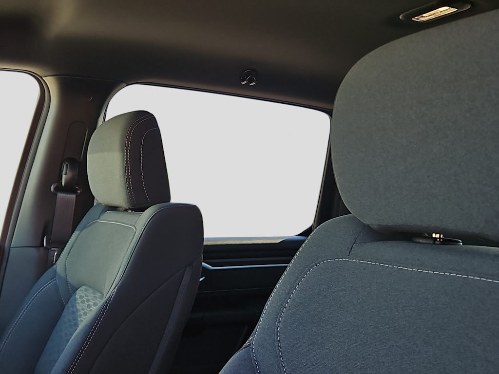 Thumbnail: 2026 RAM 1500 - 9