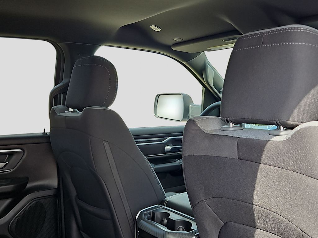 Thumbnail: 2026 RAM 1500 - 10