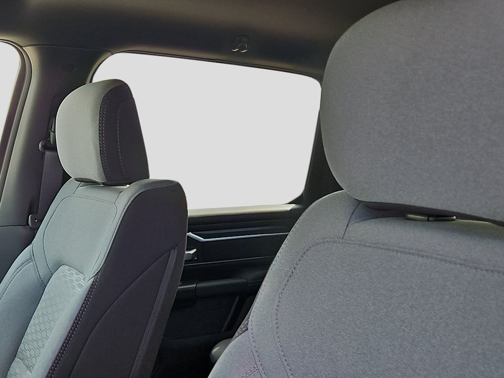 Thumbnail: 2026 RAM 1500 - 9