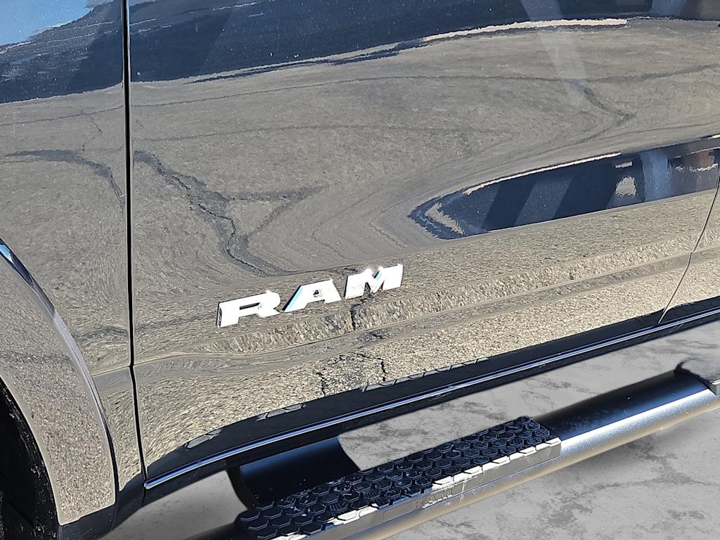 Thumbnail: 2026 RAM 1500 - 7