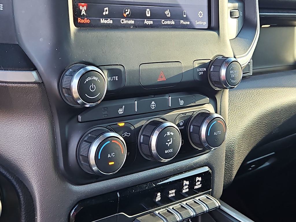 Thumbnail: 2020 RAM 1500 - 25