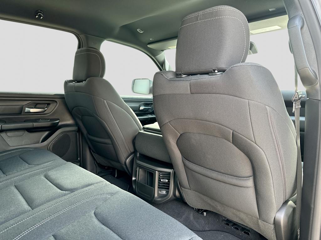 Thumbnail: 2026 RAM 1500 - 11