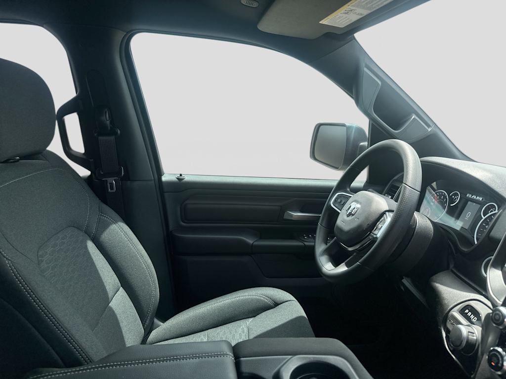 Thumbnail: 2026 RAM 1500 - 9