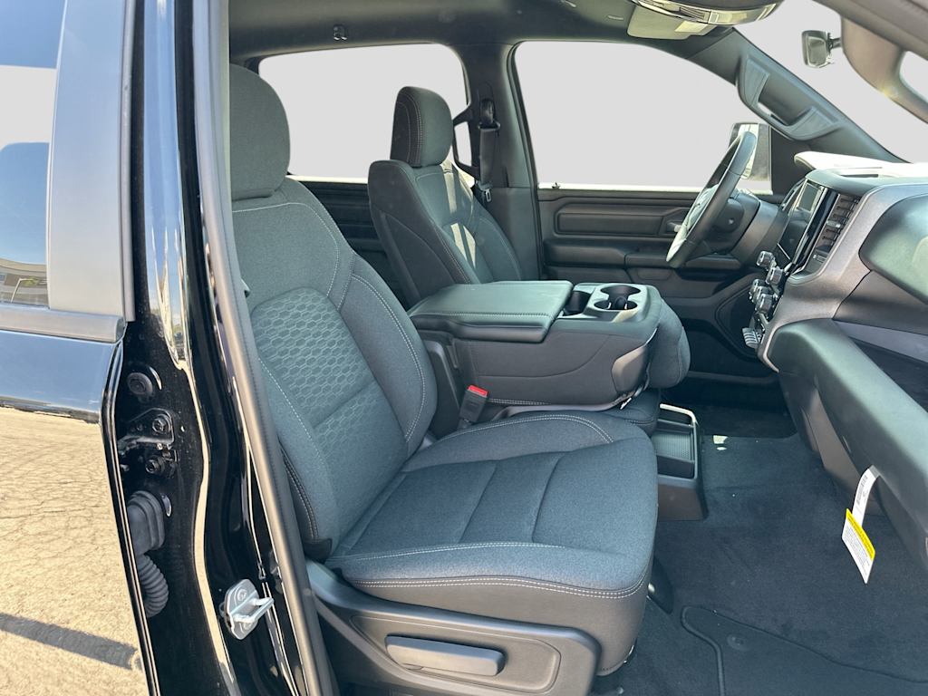 Thumbnail: 2026 RAM 1500 - 27
