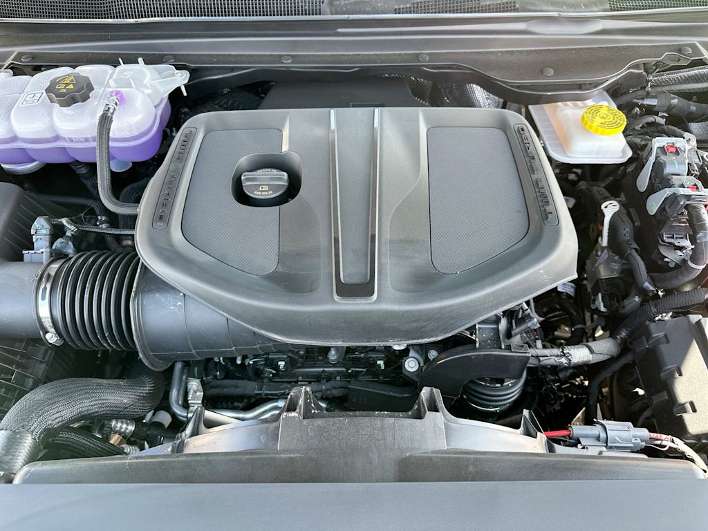 Thumbnail: 2026 RAM 1500 - 9