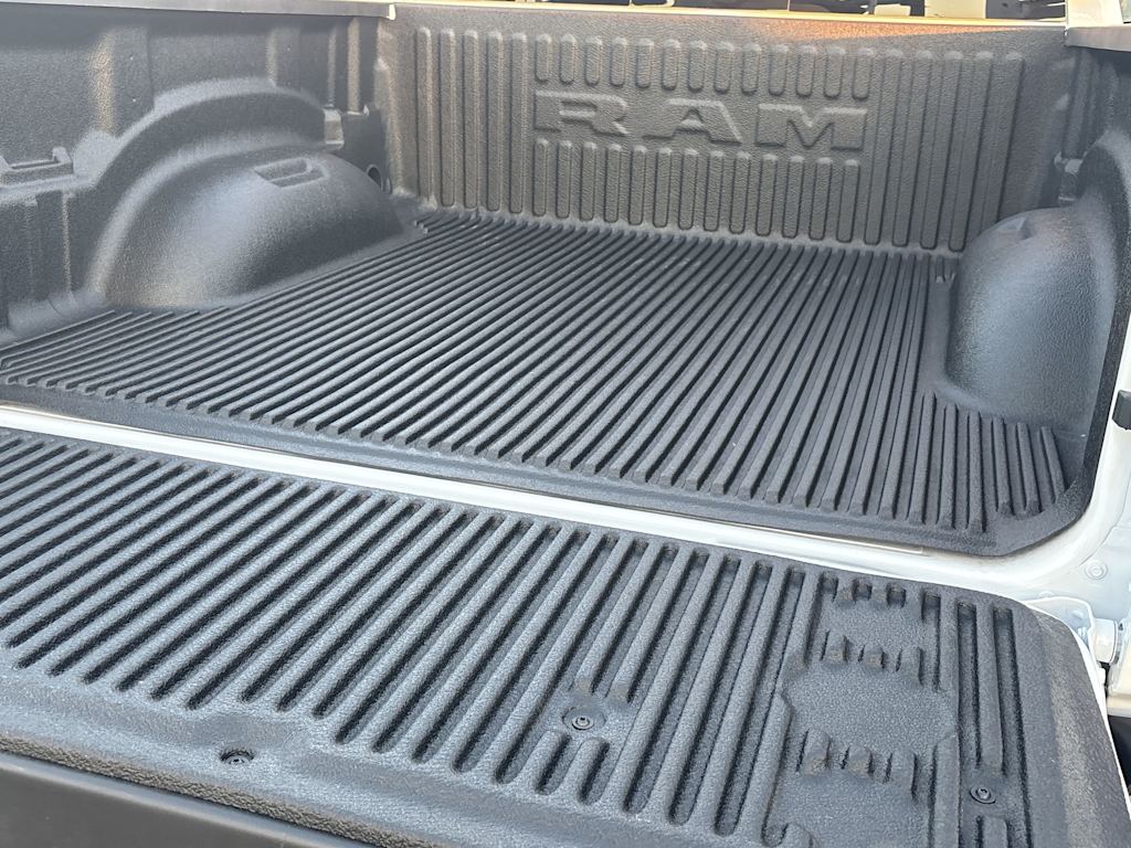 Thumbnail: 2026 RAM 1500 - 15