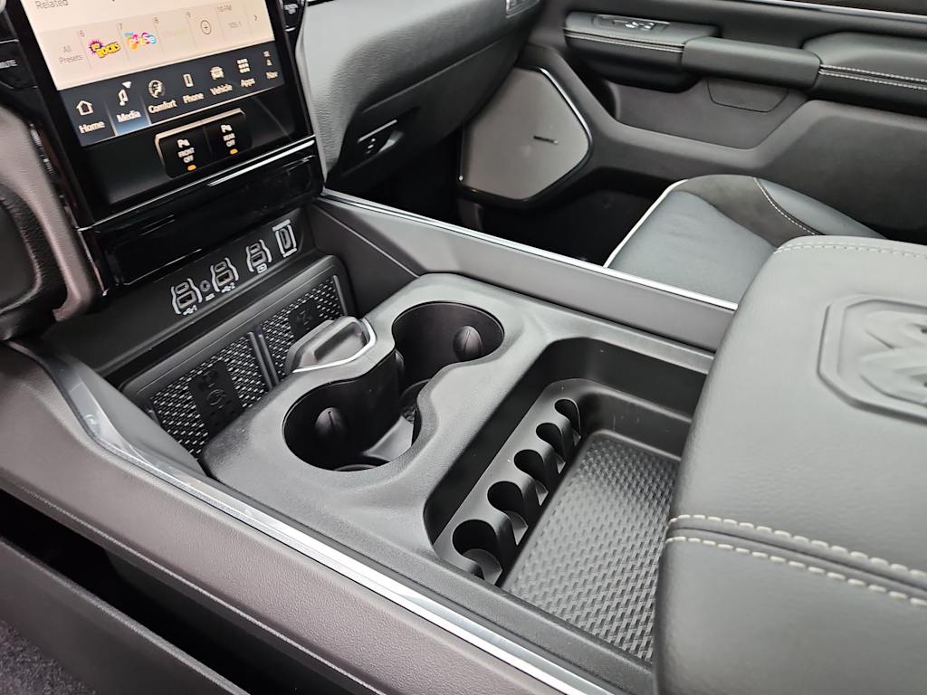 Thumbnail: 2026 RAM 1500 - 13