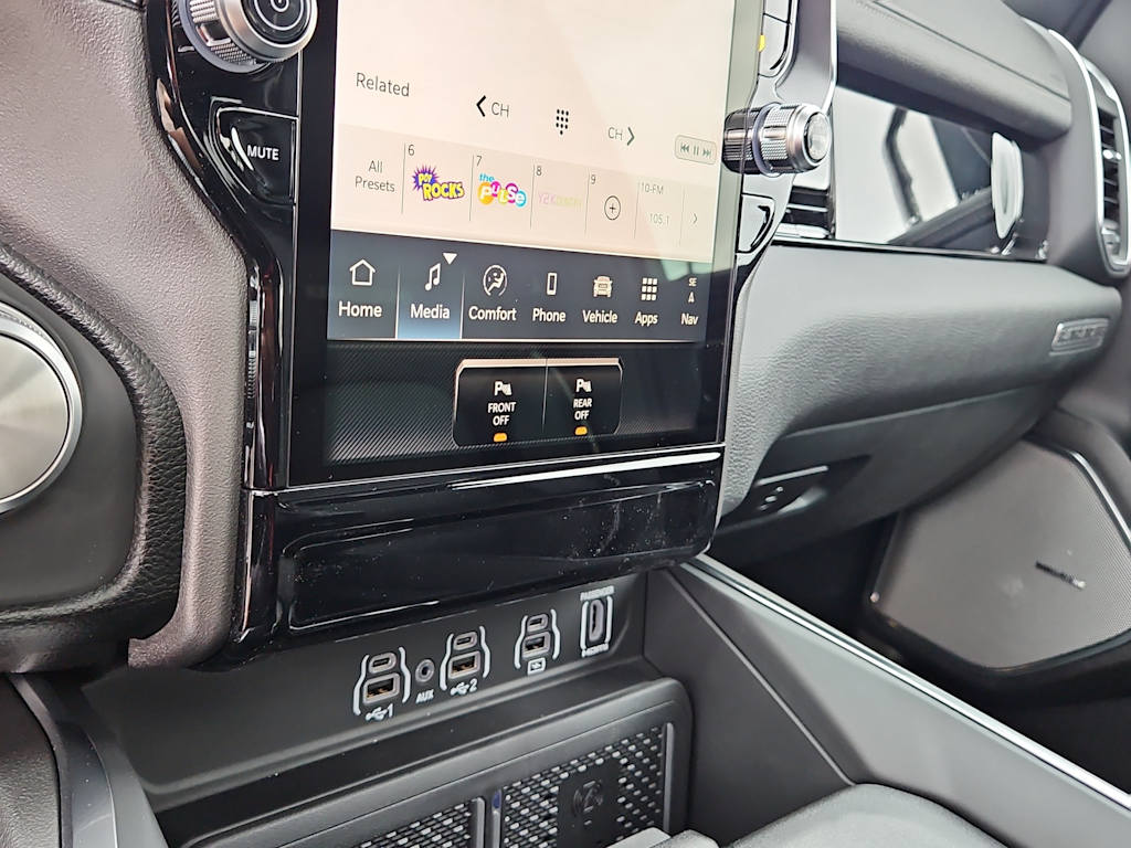 Thumbnail: 2026 RAM 1500 - 25