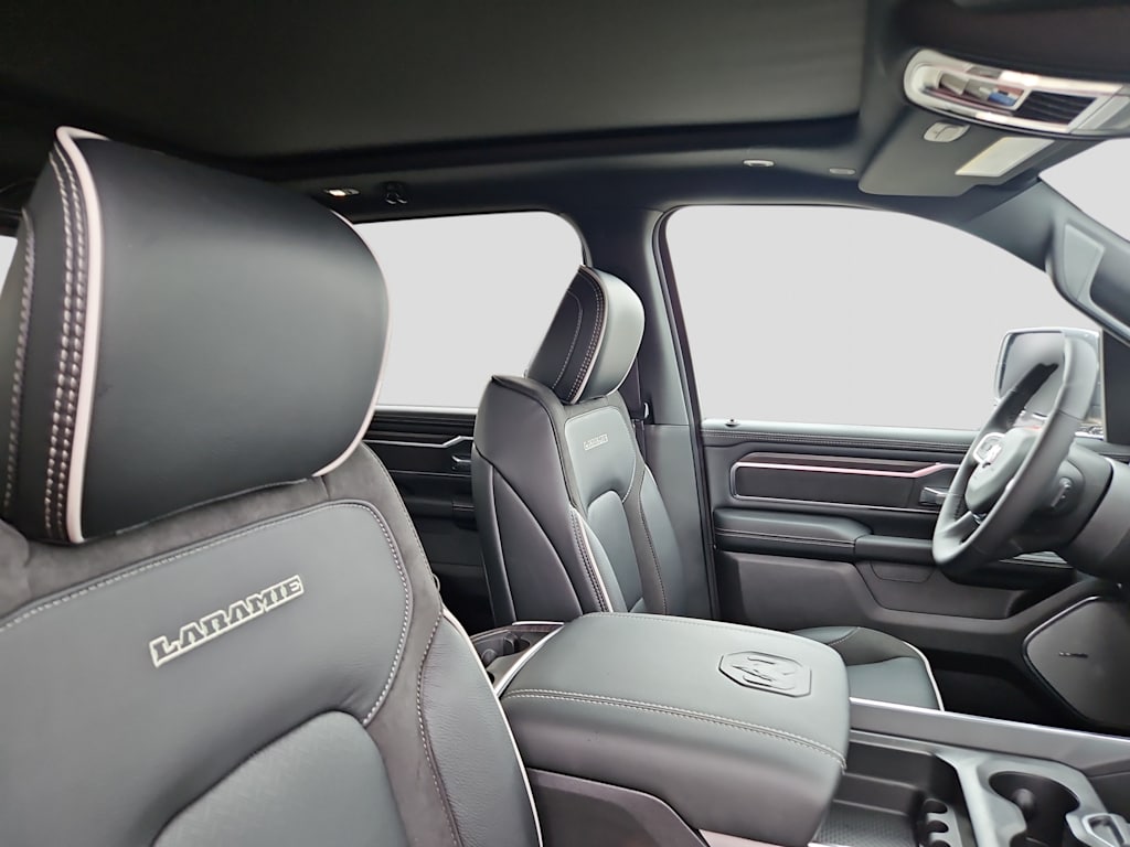 Thumbnail: 2026 RAM 1500 - 10