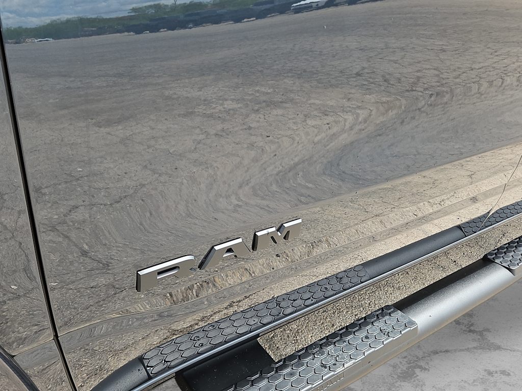 Thumbnail: 2026 RAM 1500 - 7