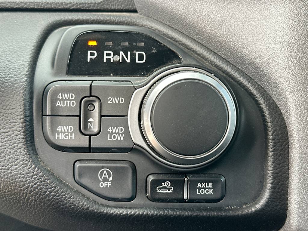 Thumbnail: 2025 RAM 1500 - 28