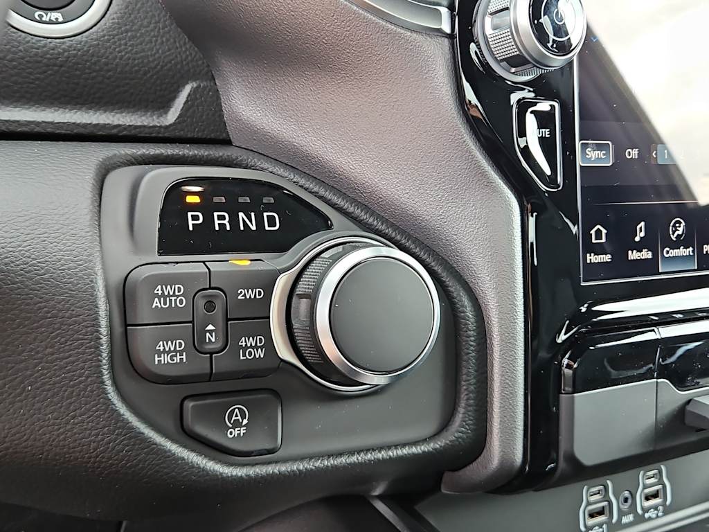 Thumbnail: 2026 RAM 1500 - 24