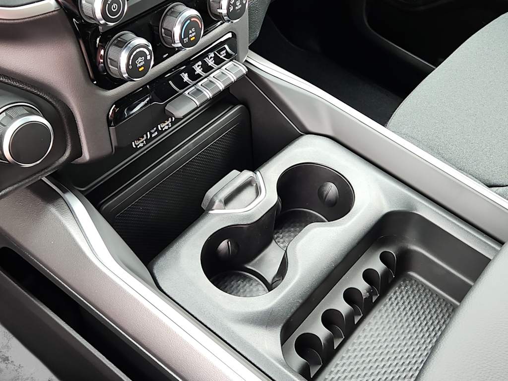 Thumbnail: 2026 RAM 1500 - 12