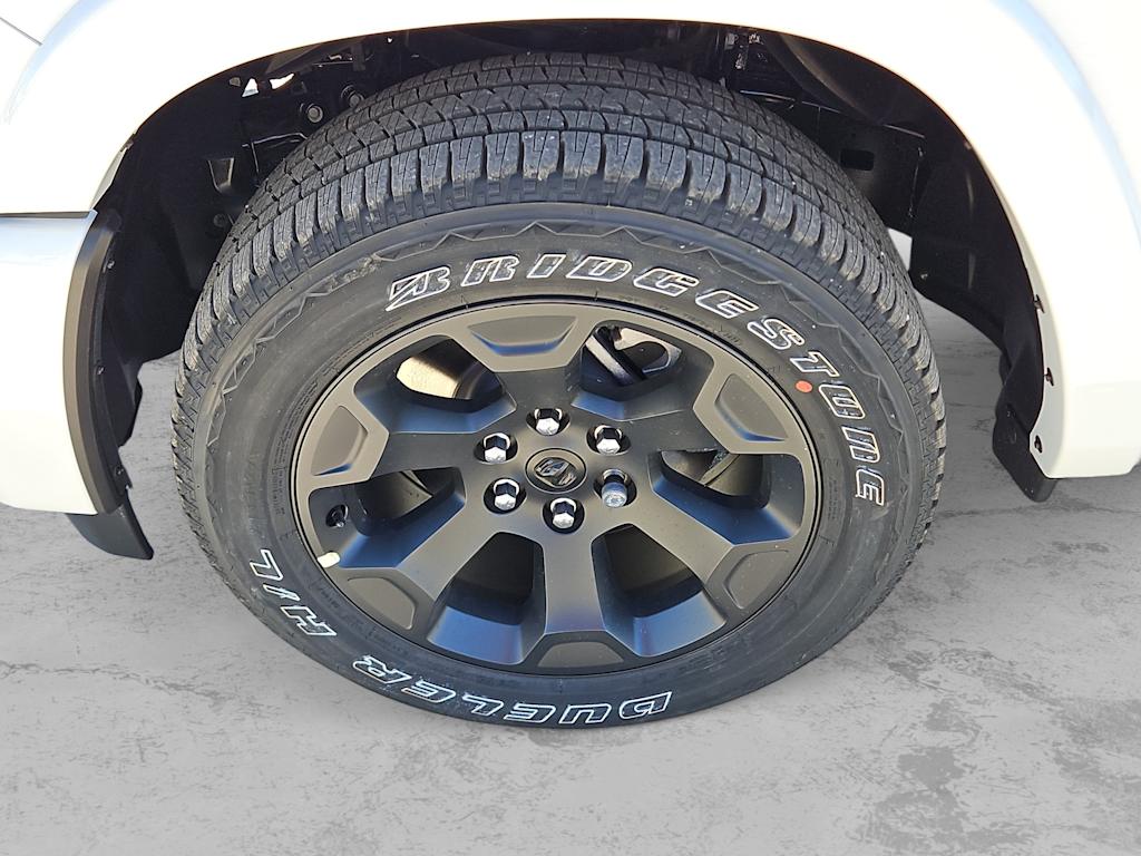 Thumbnail: 2026 RAM 1500 - 8