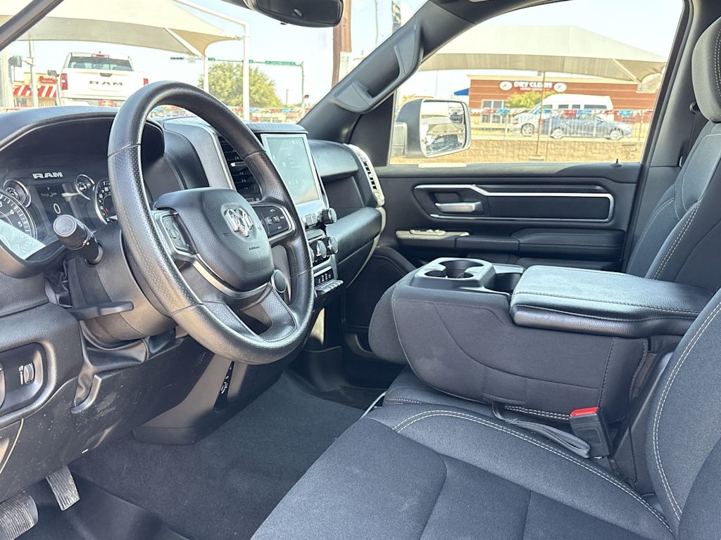 Thumbnail: 2025 RAM 1500 - 2
