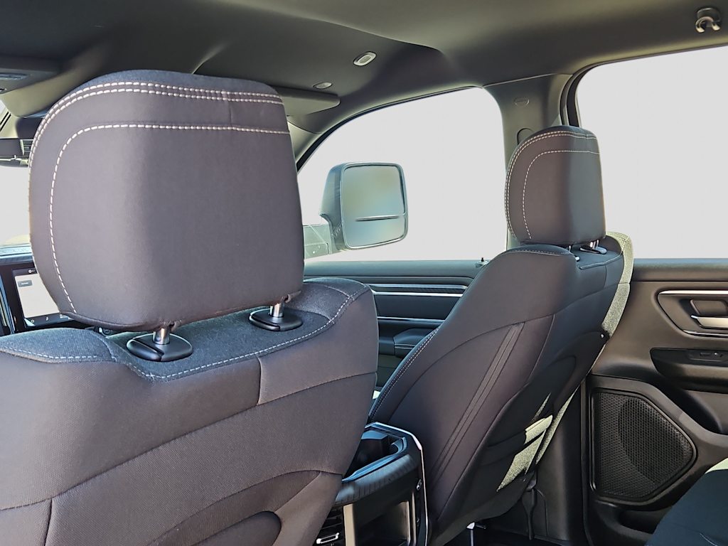 Thumbnail: 2026 RAM 1500 - 9