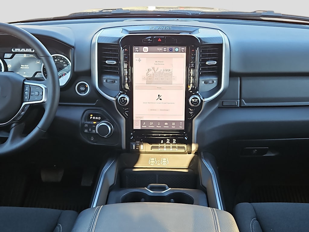 Thumbnail: 2026 RAM 1500 - 9