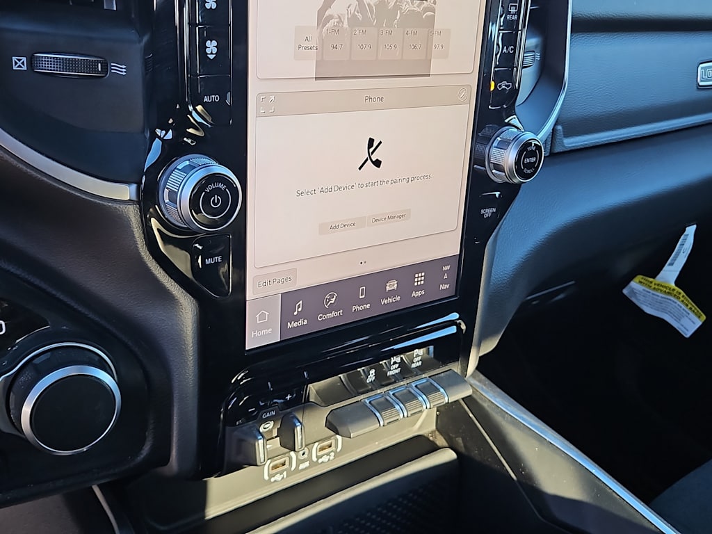 Thumbnail: 2026 RAM 1500 - 13