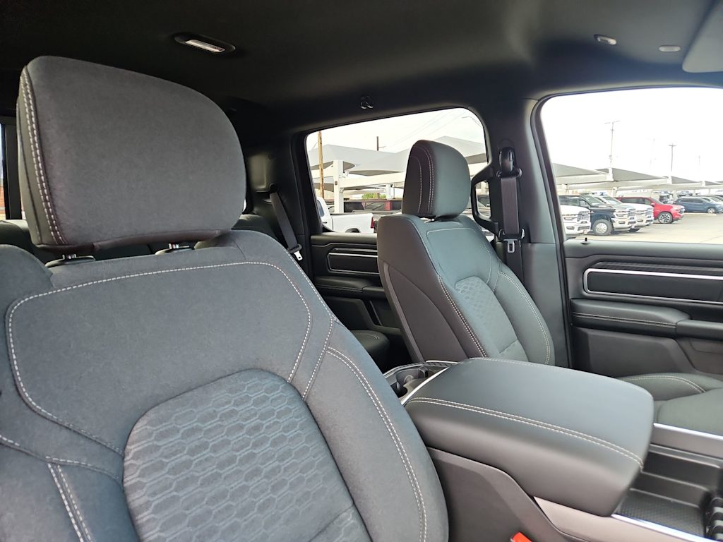 Thumbnail: 2026 RAM 1500 - 10