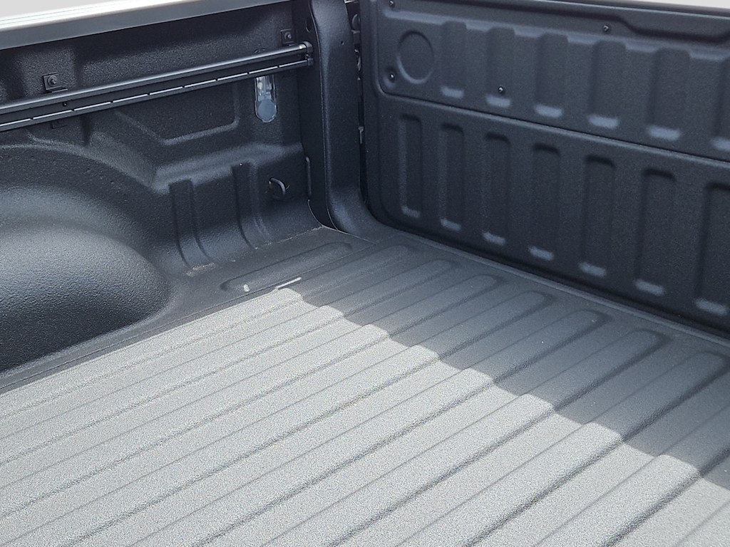 Thumbnail: 2026 RAM 1500 - 14