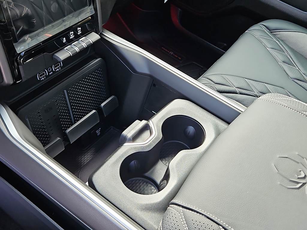 Thumbnail: 2026 RAM 1500 - 10