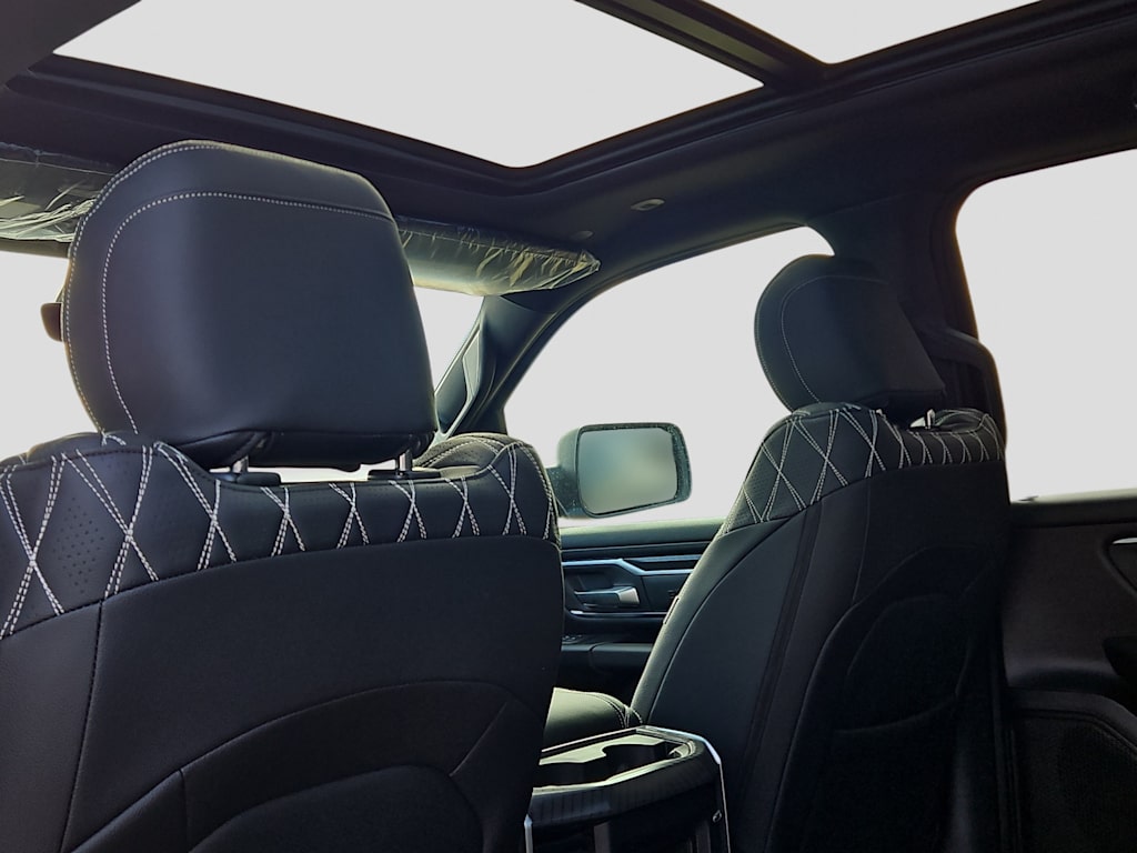 Thumbnail: 2026 RAM 1500 - 6