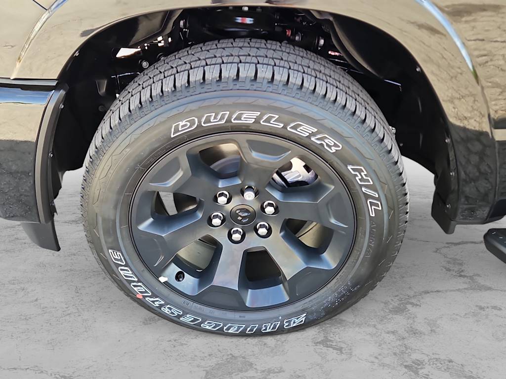 Thumbnail: 2026 RAM 1500 - 7