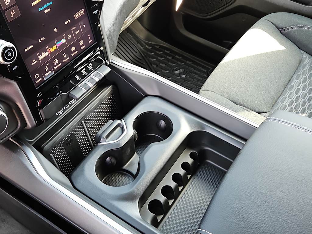 Thumbnail: 2026 RAM 1500 - 13