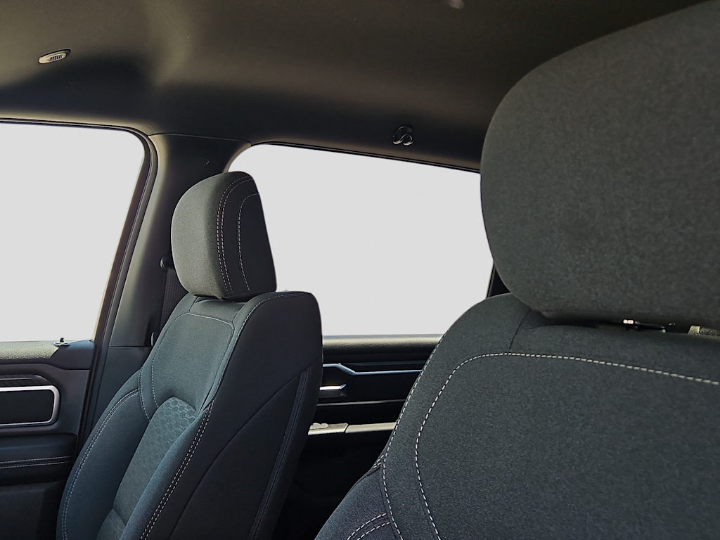Thumbnail: 2026 RAM 1500 - 26
