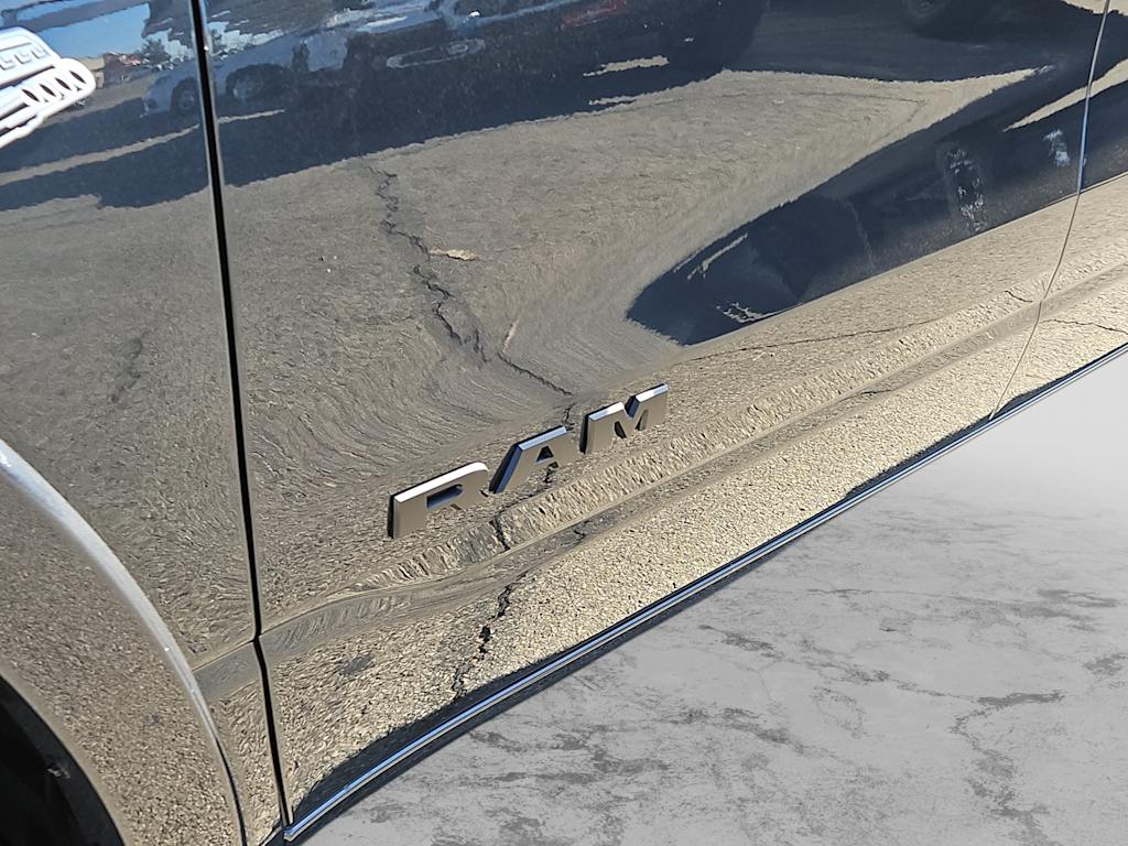 Thumbnail: 2026 RAM 1500 - 7