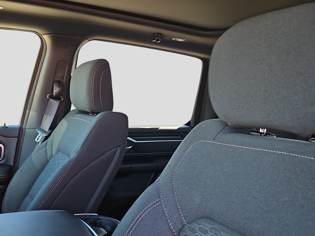 Thumbnail: 2026 RAM 1500 - 10