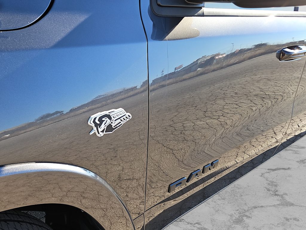 Thumbnail: 2026 RAM 1500 - 6