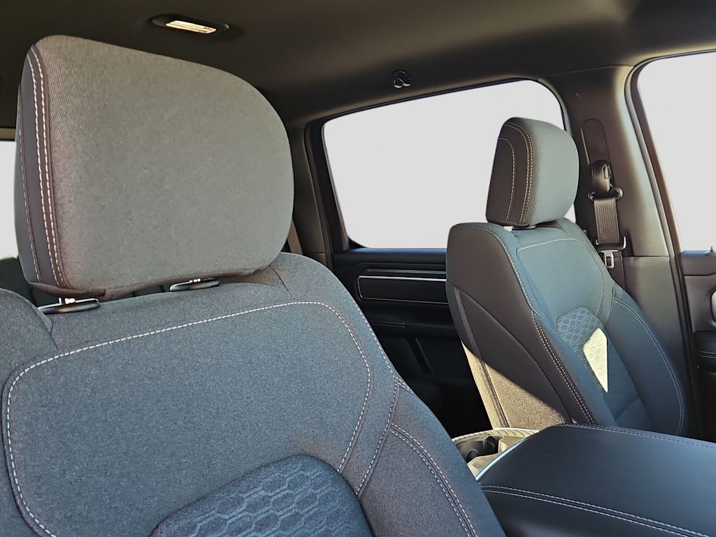 Thumbnail: 2026 RAM 1500 - 10